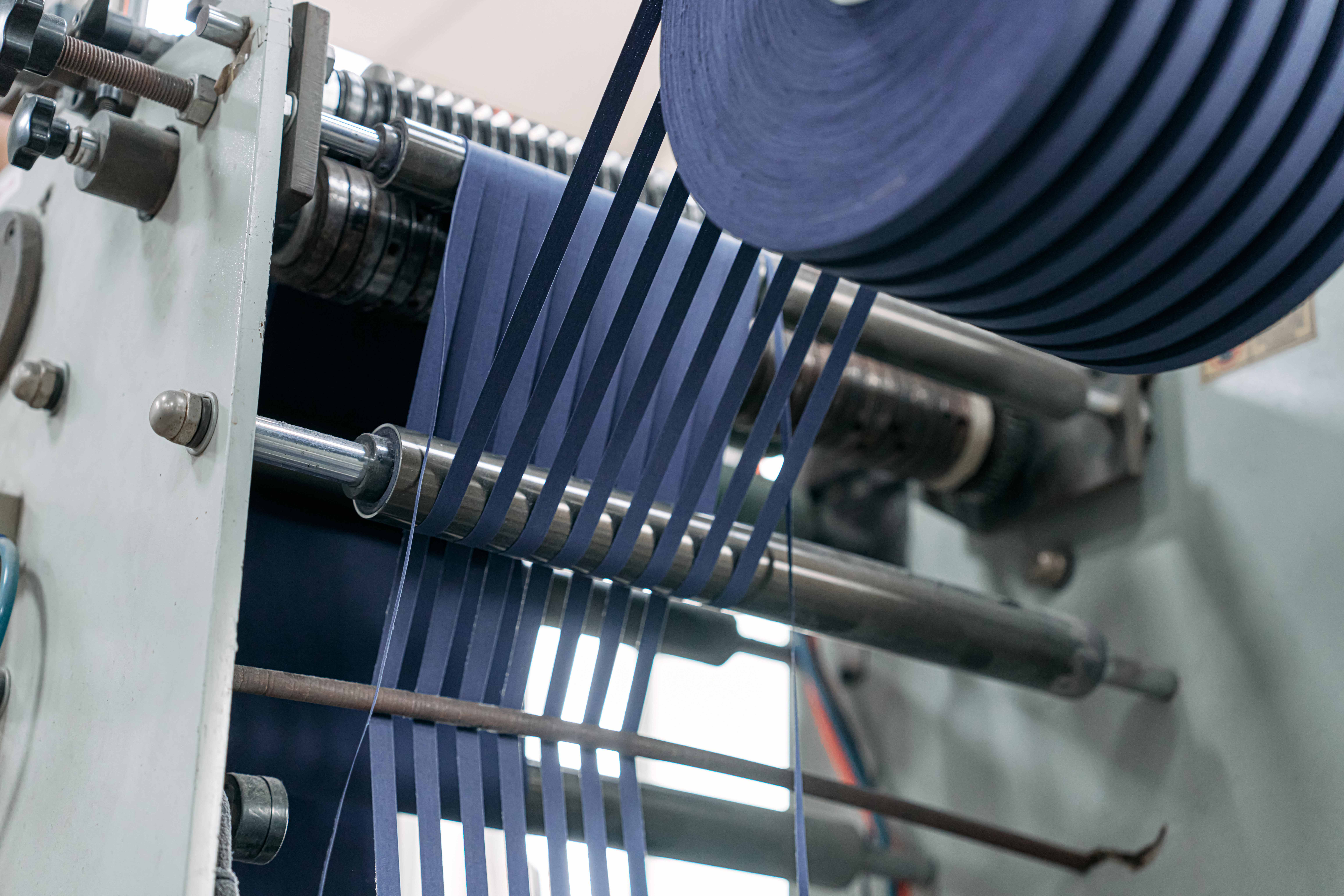 Raw material cutting